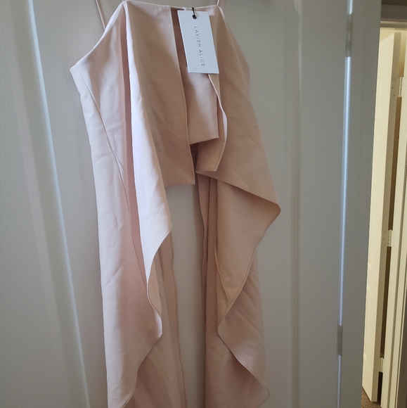 Lavish Alice Crop Top - Picture 2 of 5